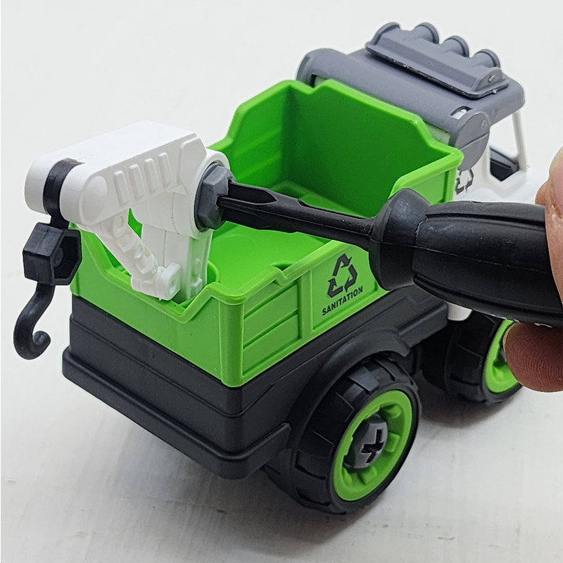 ساختنی ناب سل مدل ماشین بازی طرح جرثقیل