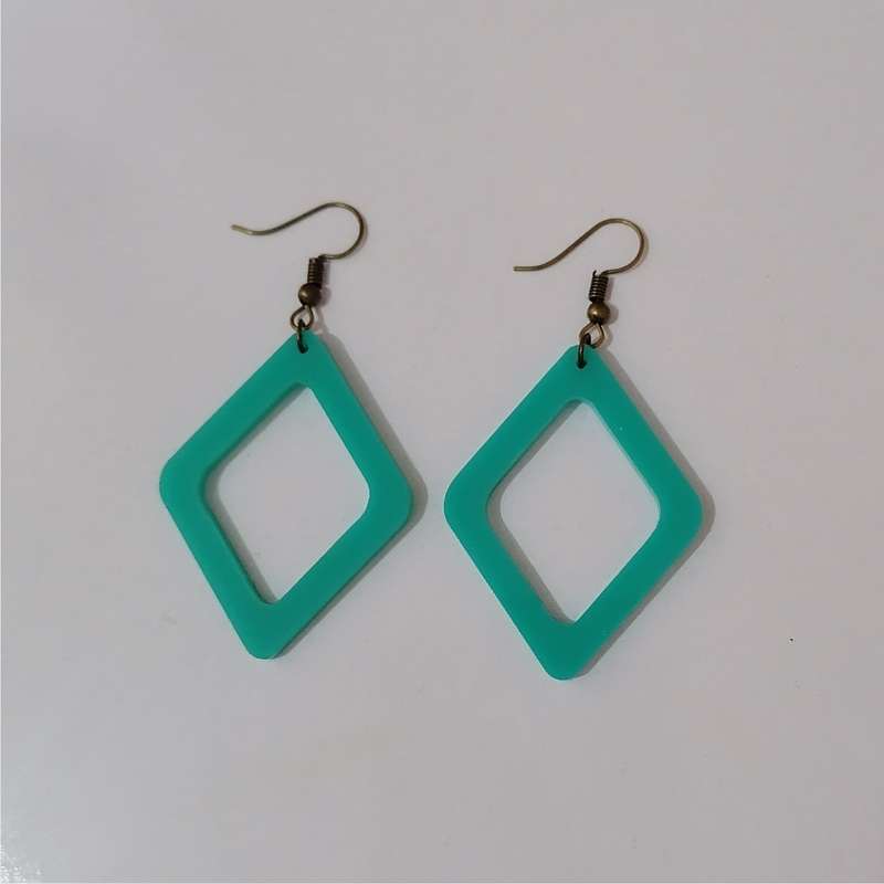 گوشواره دخترانه مدل لوزی فیروزه