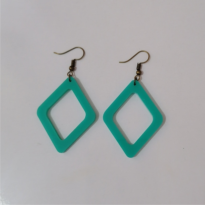 گوشواره دخترانه مدل لوزی فیروزه