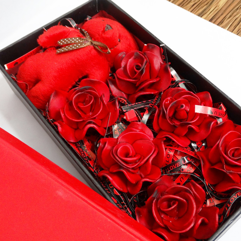 باکس هدیه مدل روز عشق کد 02