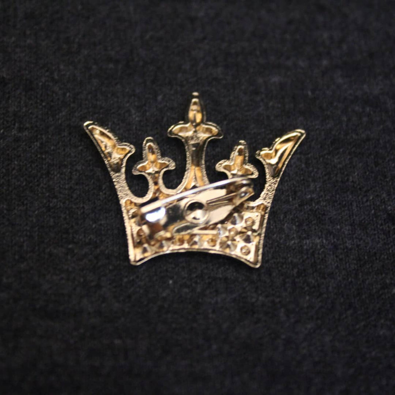 گل سینه زنانه کد Ki 8 گل سینه زنانه کد Ki 8