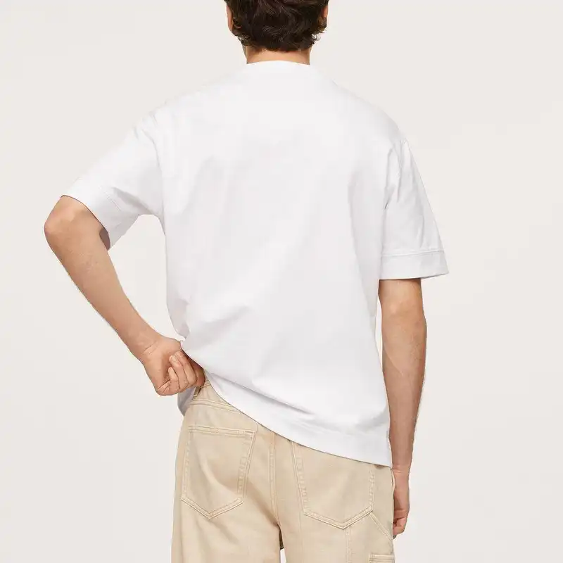 تی شرت آستین کوتاه مردانه مانگو مدل OW763FUT