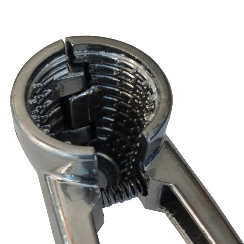 گردو شکن مدل کارا کد 002