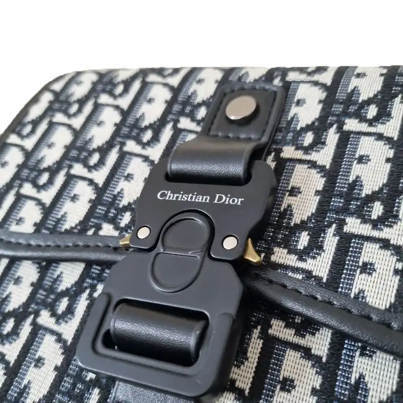 کیف دوشی زنانه مدل Delight