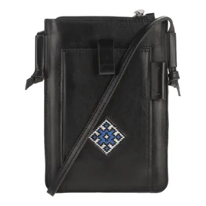 کیف پاسپورتی دست دوز بومی مدل سوزن دوزی کد 1