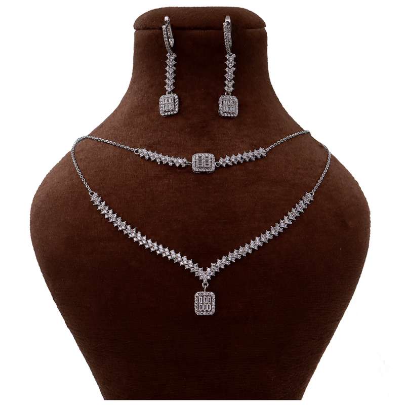 نیم ست نقره زنانه جی تی ای مدل زنجیری نیم ست نقره زنانه جی تی ای مدل زنجیری