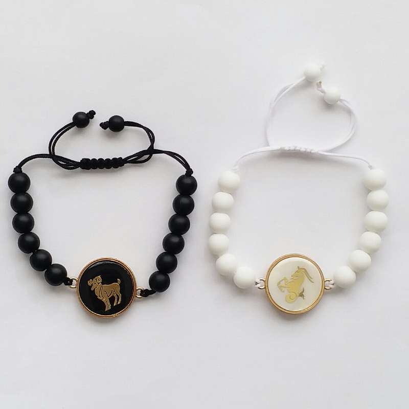 دستبند مدل ماه تولد دی و فروردین F118 مجموعه 2 عددی دستبند مدل ماه تولد دی و فروردین F118 مجموعه 2 عددی