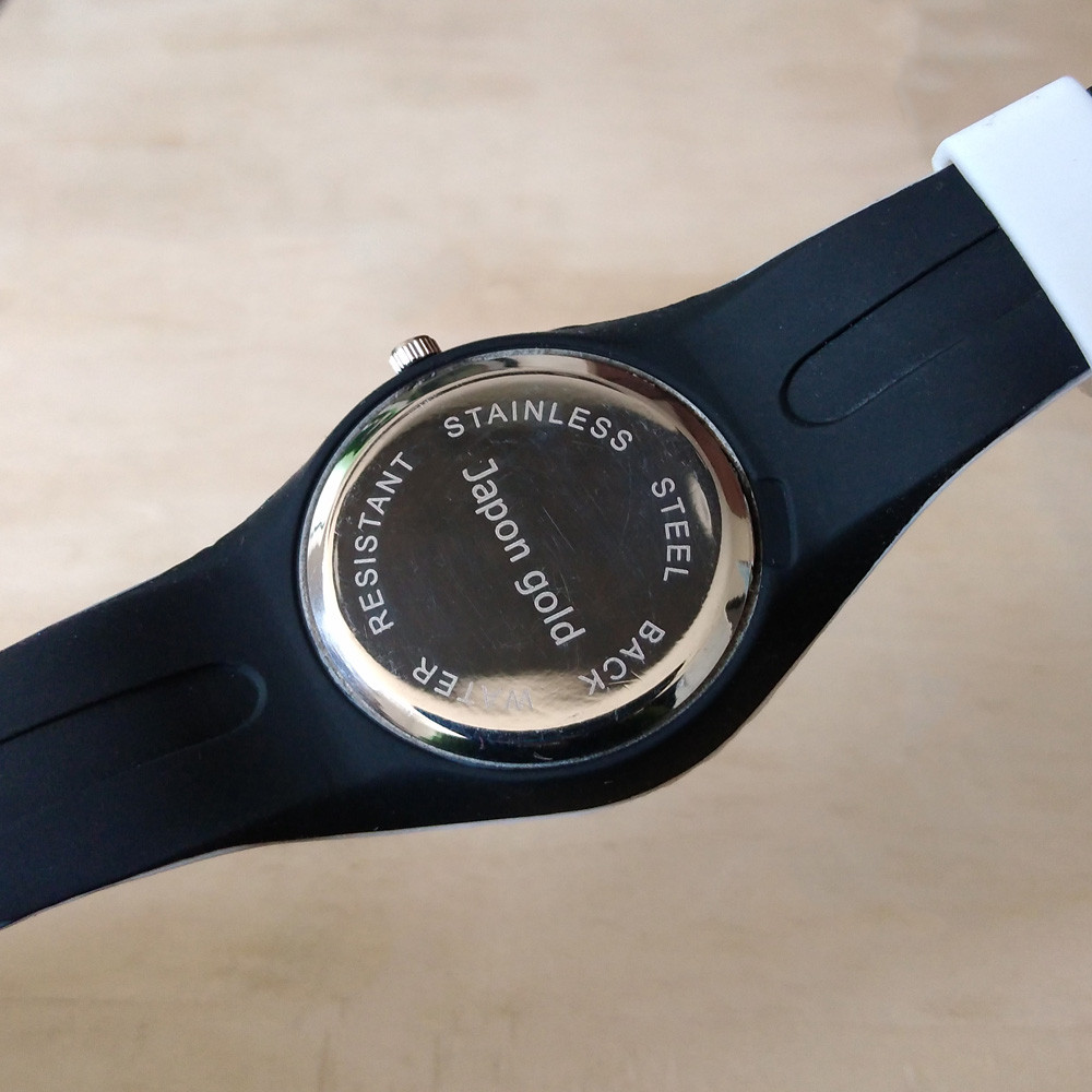 ساعت  مچی عقربه ای پسرانه کد 710