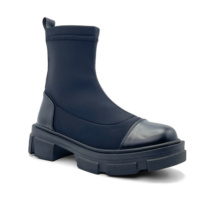 نیم بوت زنانه مدل استرانو