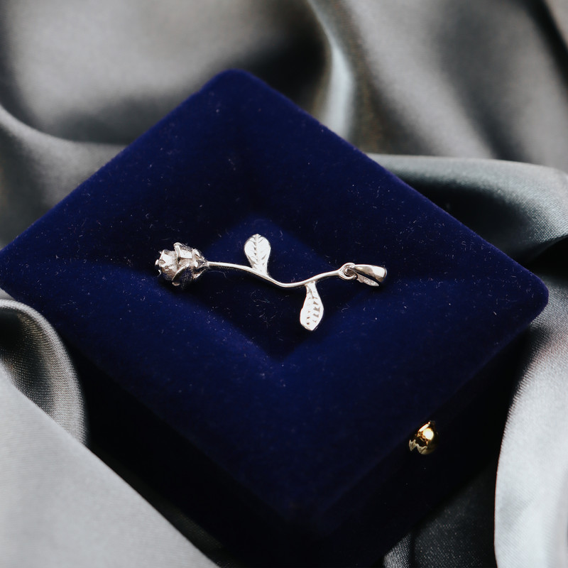 آویز گردنبند نقره زنانه جی تی ای مدل نایس 124