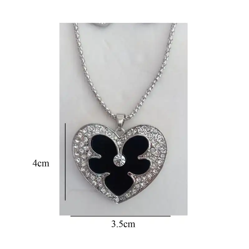 نیم ست زنانه مدل قلب کد HEART-BLK-2022