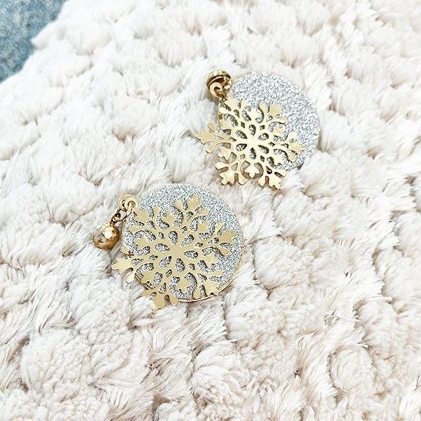 گوشواره زنانه سیکس مدل کریسمس برف گوشواره زنانه سیکس مدل کریسمس برف