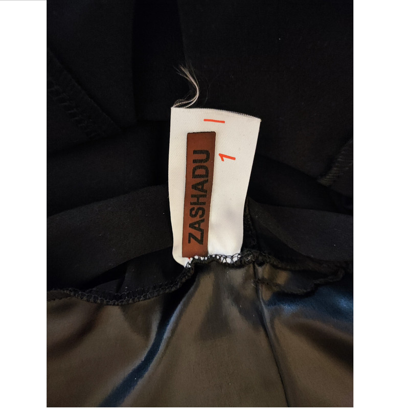 لگینگ زنانه زاشادو مدل چرمی شاین