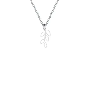 گردنبند نقره زنانه هایکا مدل شاخه برگ کد n.ha2-739