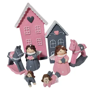 مجسمه مدل کلبه مجموعه 8 عددی به همراه دکوری