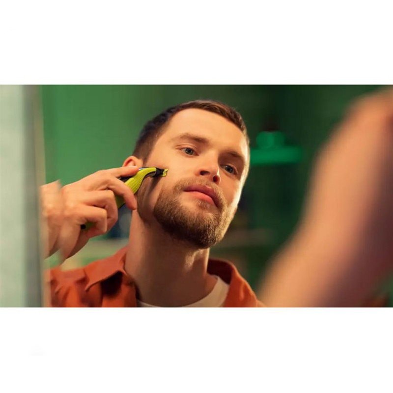 ماشین اصلاح موی صورت فیلیپس مدل QP2724/10، اصلاح به صورت تریمر، استفاده به صورت خشک و مرطوب، منبع انرژی باتری، اندازه اصلاح 0.2 میلی‌متر، مدت زمان شارژ 480 دقیقه و مدت زمان استفاده پس از شارژ 45 دقیقه، به همراه سه عدد شانه، ضد آب، دارای نمایشگر شارژ