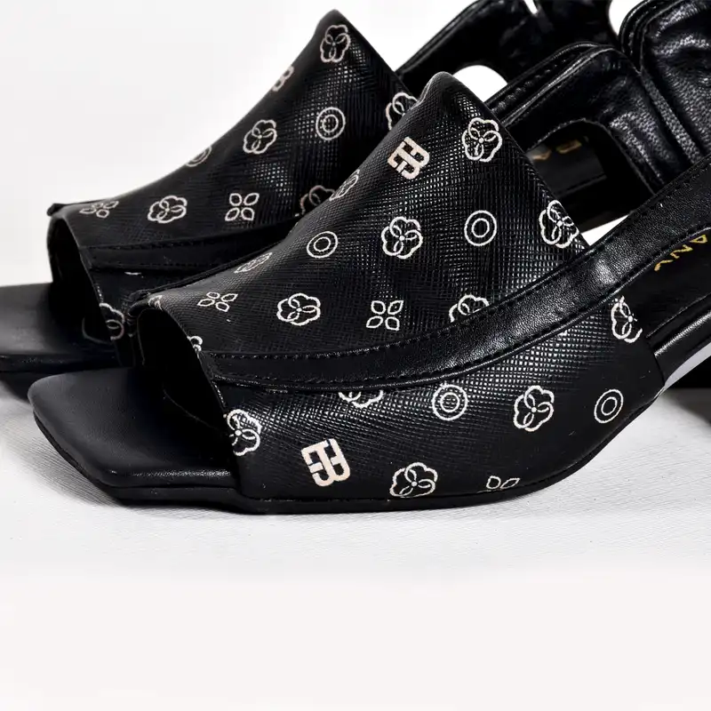 صندل زنانه تین بانی مدل صرافینا 01