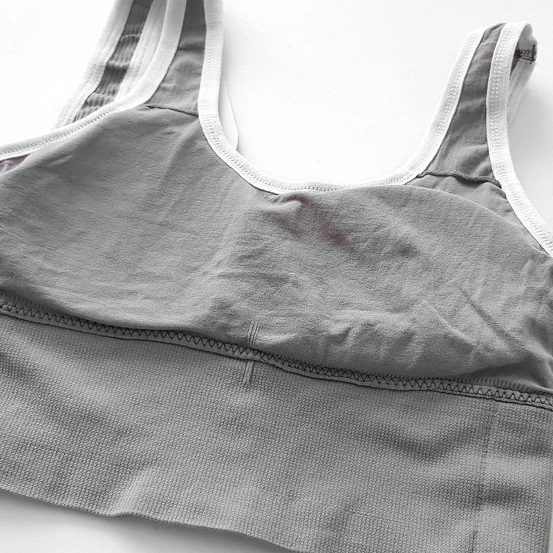 ست شورت و نیم تنه زنانه مدل بدون فنر پددار کد Myi-4620-3 رنگ خاکستری روشن