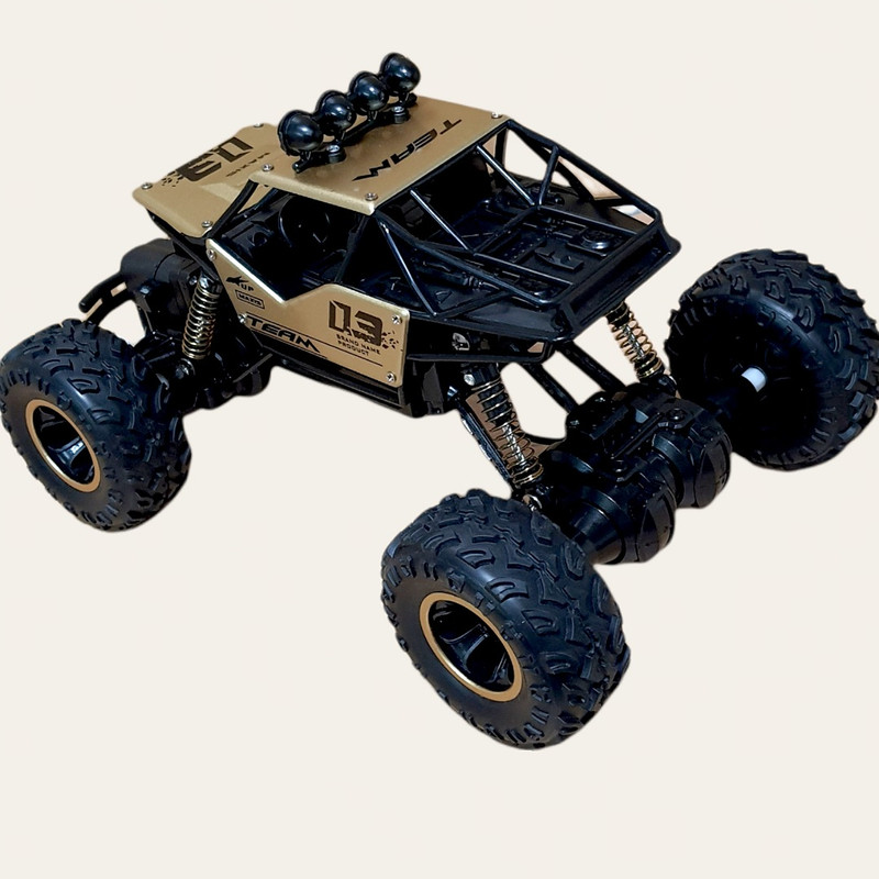 ماشین بازی کنترلی مدل آفرود قدرتی دو دیفرانسیل 4WD