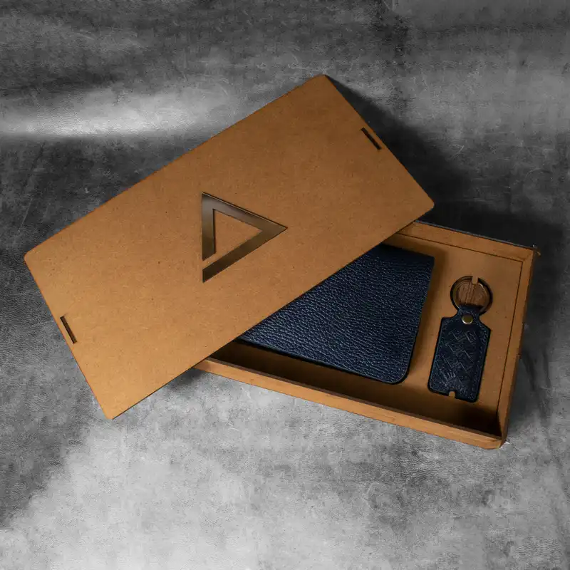 ست هدیه چرم آراهمراه مدل ARASET01