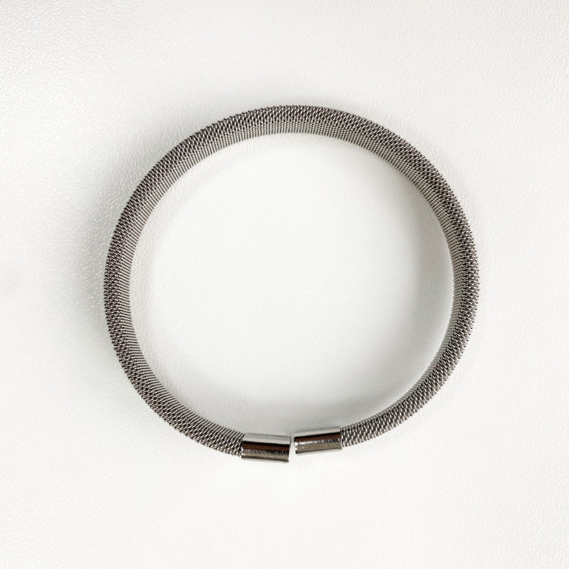 دستبند مردانه مدل حصیری ریز بافت