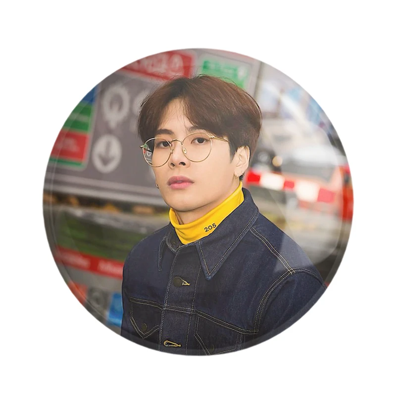 مگنت خندالو مدل جکسون گروه گات سون GOT7  کد 20967