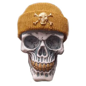 مجسمه مدل اسکلت کلاهدار