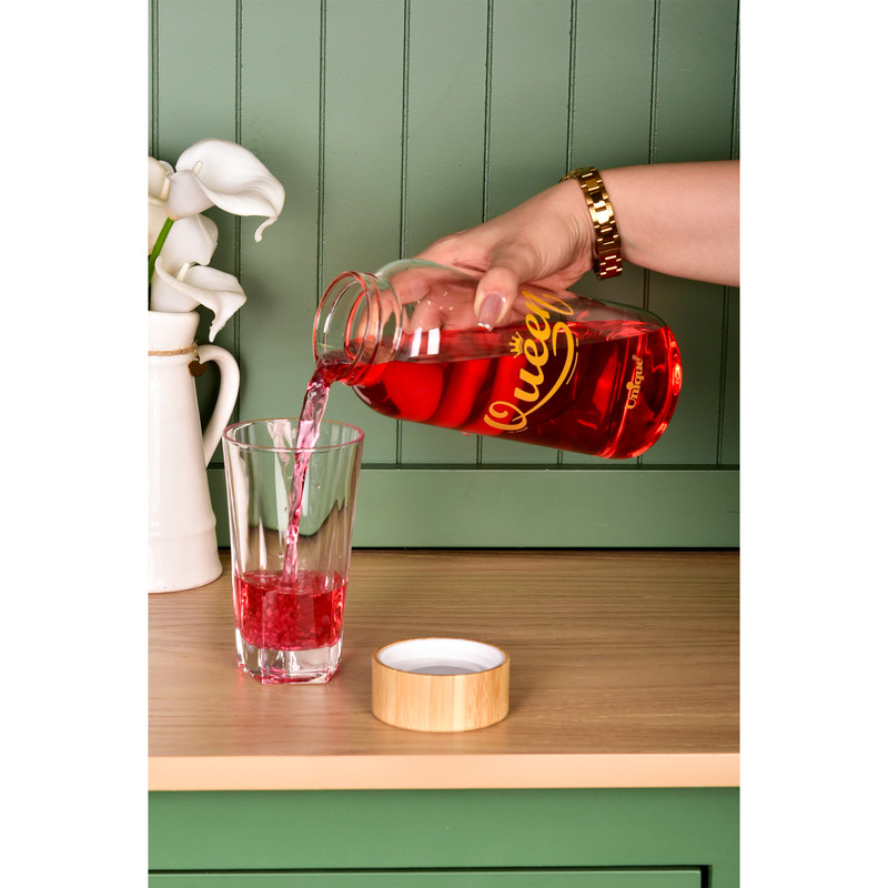 بطری آب یونیک طرح QUEEN کد 3060 گنجایش 0.83 لیتر