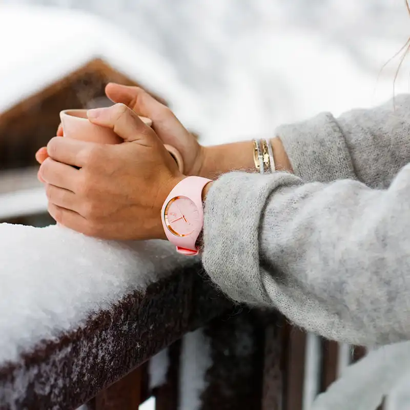 ساعت مچی عقربه ای زنانه آیس واچ مدل 001069