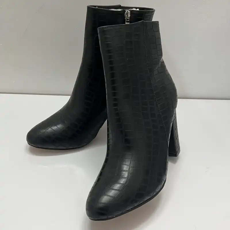 نیم بوت زنانه مدل پوست ماری کد 100480