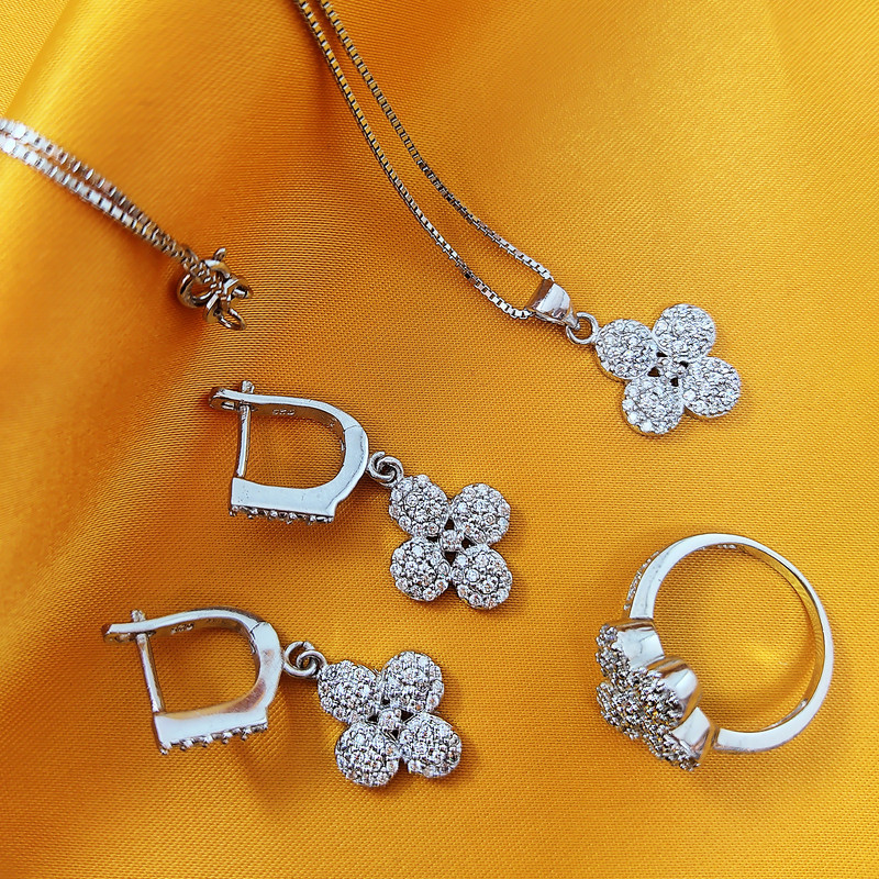 نیم ست نقره زنانه مدل گل کد NG1852