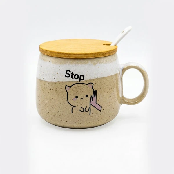 ماگ طرح stop مدل عروسکی Yo106 