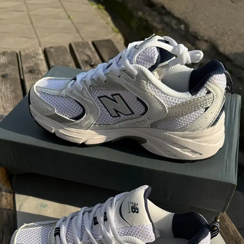 کفش پیاده روی مدل 530