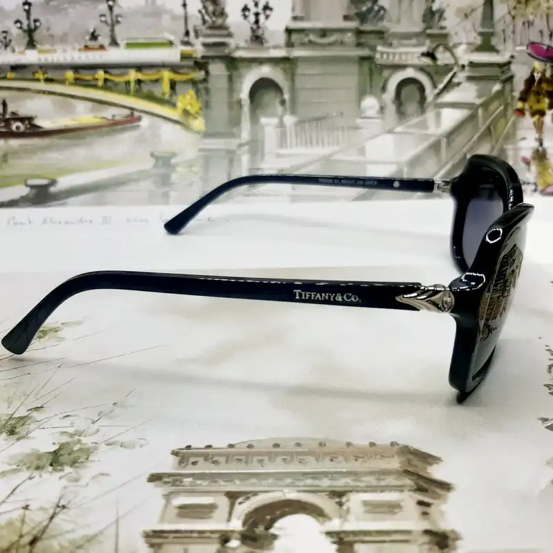 عینک آفتابی زنانه  مدل TF5435c1