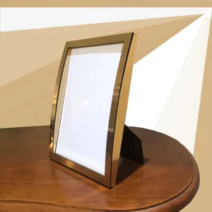 قاب عکس مدل convex mirror