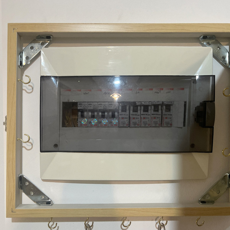 کاور جعبه فیوز مدل مدرن هندسی کد 3831