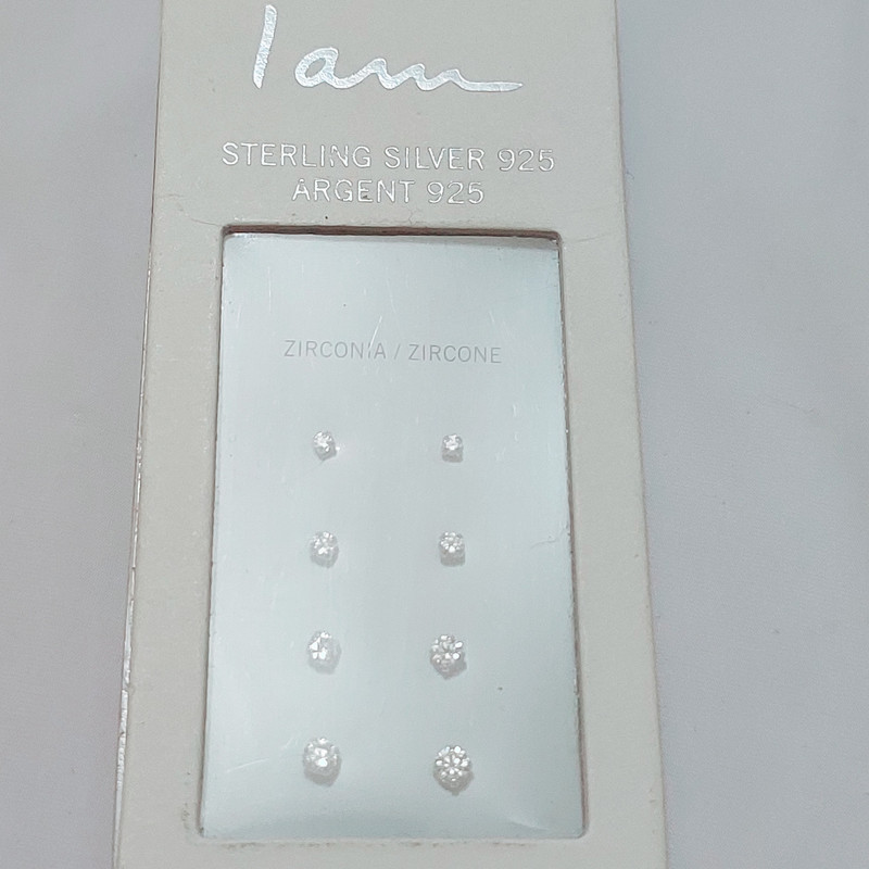 گوشواره نقره زنانه آی ام مدل ساناز مجموعه 4 عددی