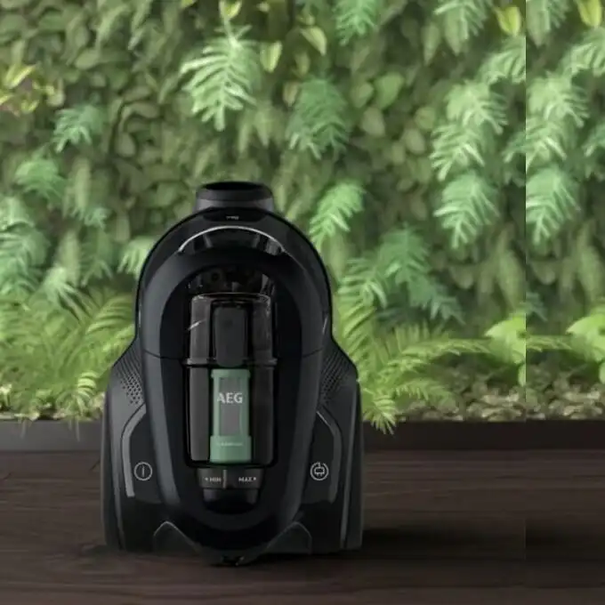 جاروبرقی آ ا گ مدل AL61C2OKO