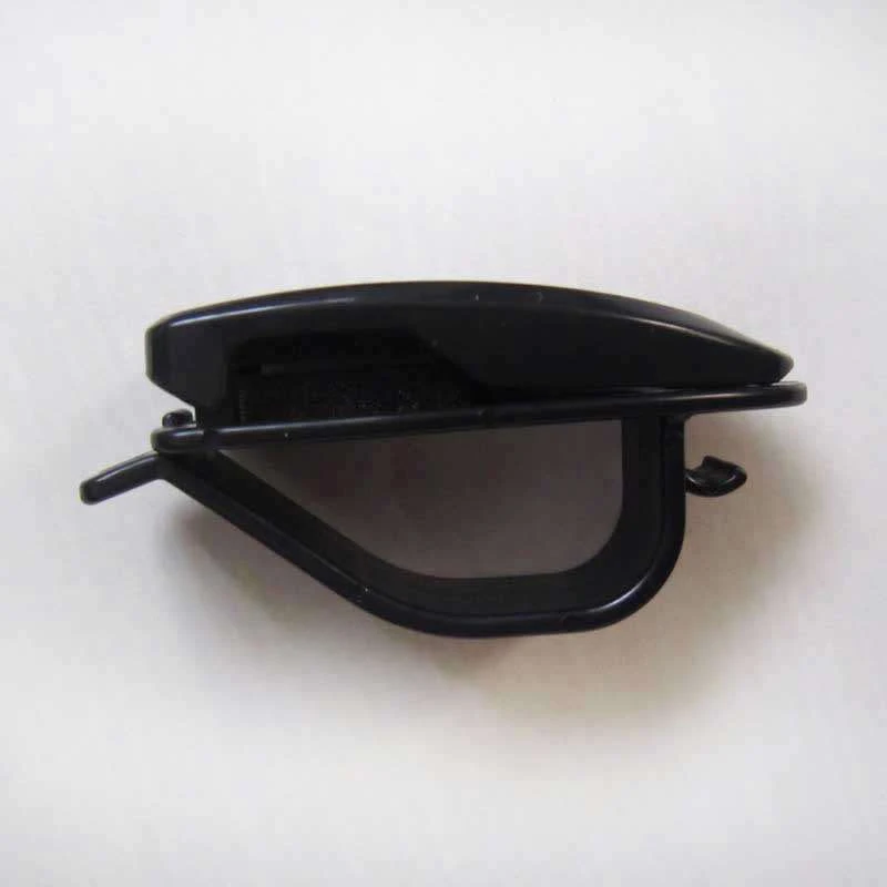 عکس شماره 3 : جا عینکی خودرو طرح کربن