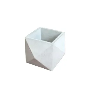 گلدان بتنی مدل S-cp 02