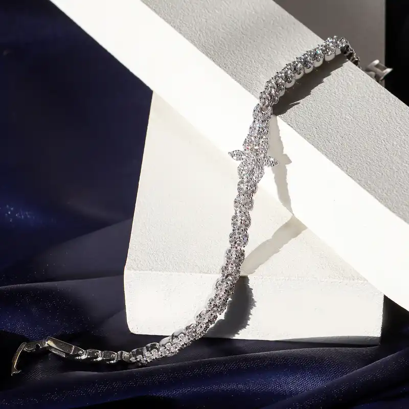 دستبند نقره زنانه جی تی ای مدل جی نایس