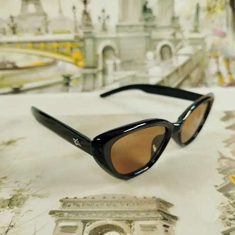 عینک آفتابی بچگانه مدل CH2 کد BLR