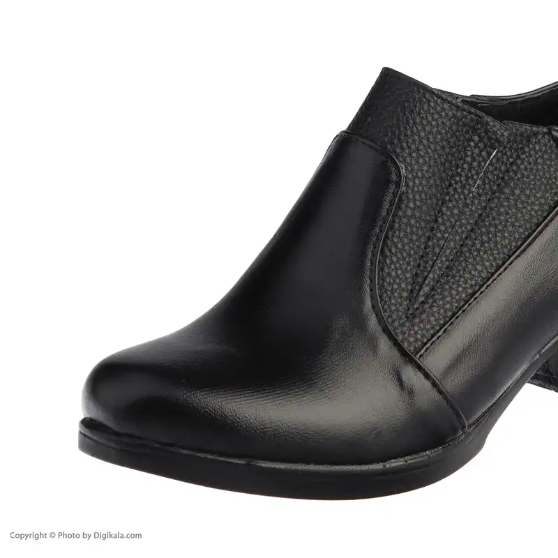 کفش زنانه کروماکی مدل چرم طبیعی ریوا کد 99