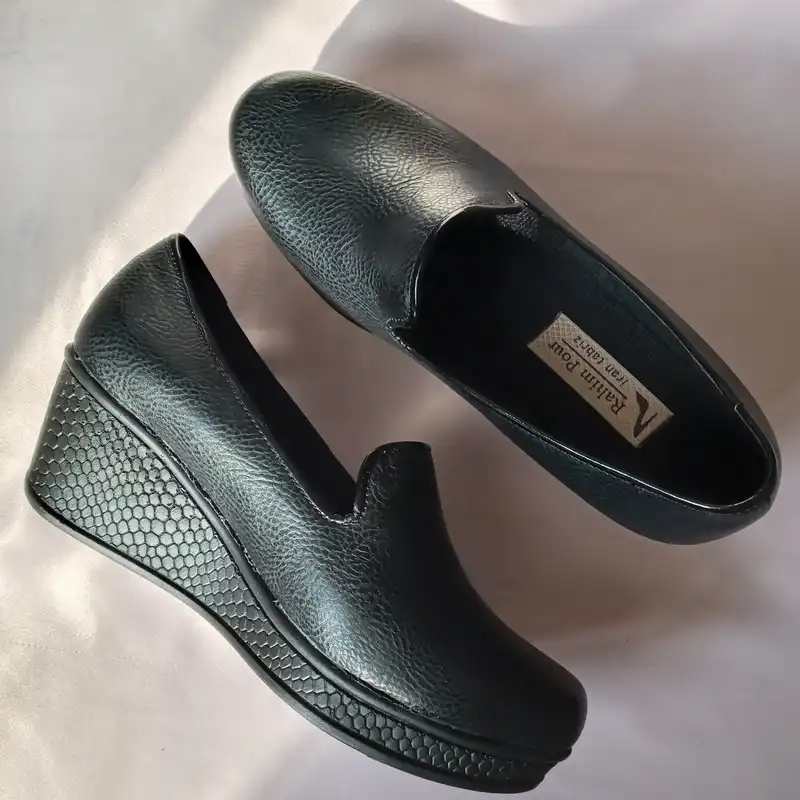 کفش طبی زنانه مدل لژدار