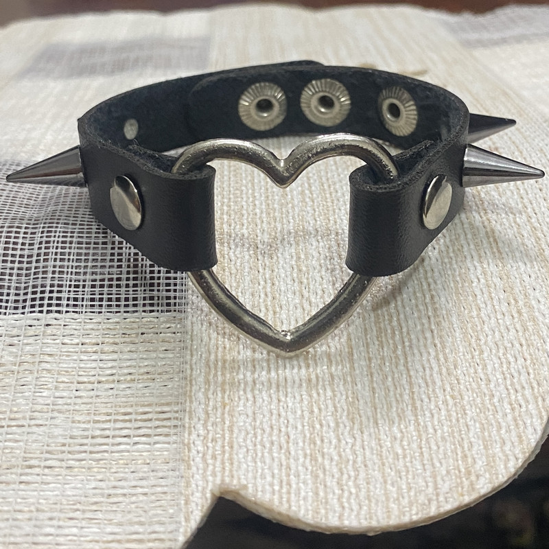 دستبند مدل Gh دستبند مدل Gh