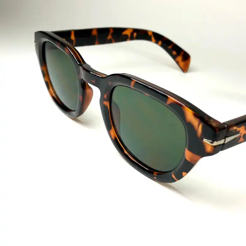 عینک آفتابی دیوید بکهام مدل DB7041