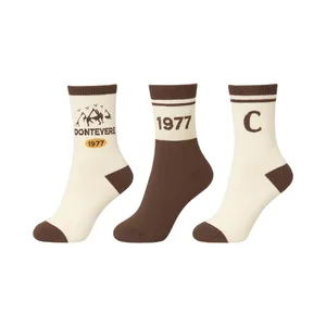 جوراب ورزشی ضد تعریق ساق بلند مردانه مدل moc-j-3 بسته 3 عددی