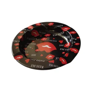 زیرسیگاری مدل LIP کد L54