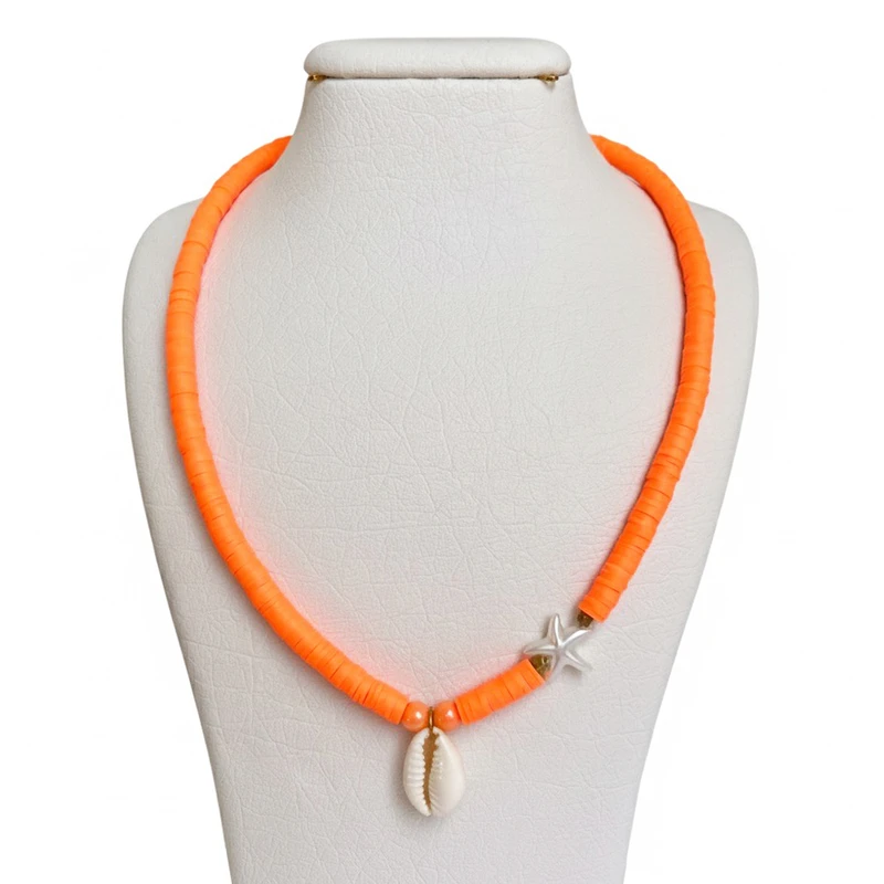 گردنبند دست ساز زنانه مدل فیمو و آویز صدف دریایی