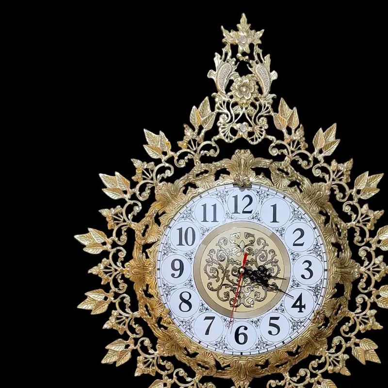 ساعت برنجی مدل مهنا